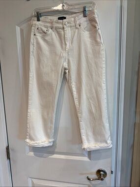NYDJ Off-White Cropped Straight Jeans